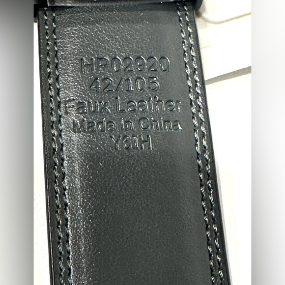 Perry Ellis Mens NEW Black Reversible Dress Belt Men's Sz 42 Faux Leather - Picture 5 of 10